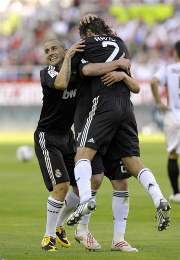 并非孤立事 并非孤立事