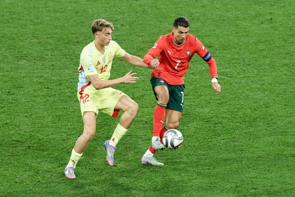 反向跑动拉 反向跑动拉